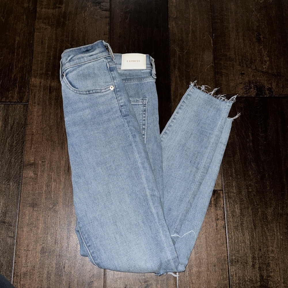 Express Skinny Mid-Rise Jeans